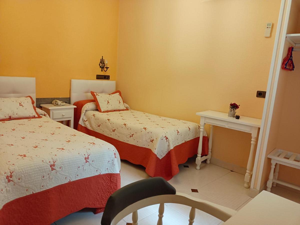 Hostal Don Jaime I Y II Segovia Eksteriør billede