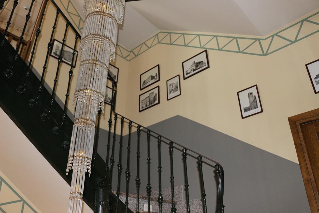 Hostal Don Jaime I Y II Segovia Eksteriør billede