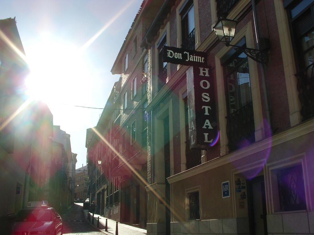 Hostal Don Jaime I Y II Segovia Eksteriør billede